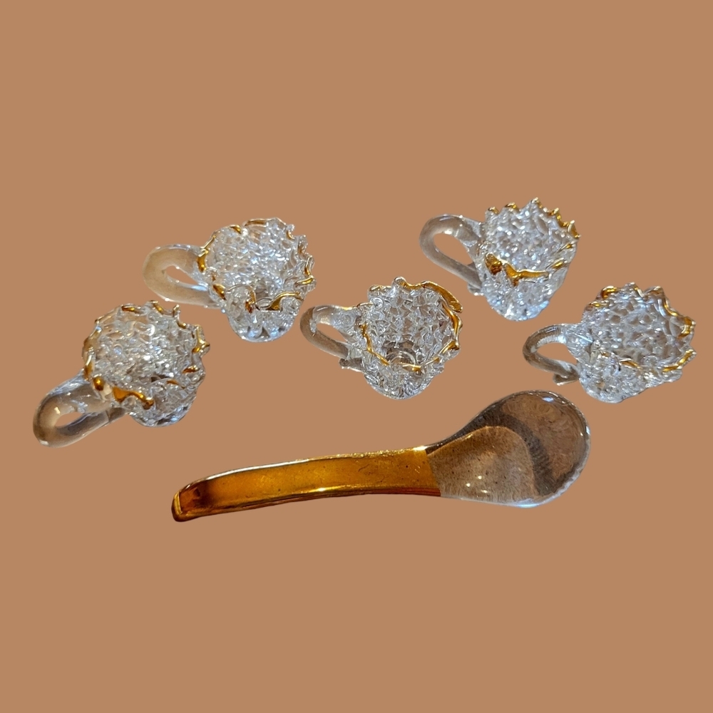 VINTAGE MINIATURE TEA CUPS AND SPOON HAND SPUN BLOWN GLASS WITH 22K GOLD OVERLAY - Picture 2 of 6